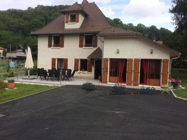 Maison location à Les Noyers, Apprieu