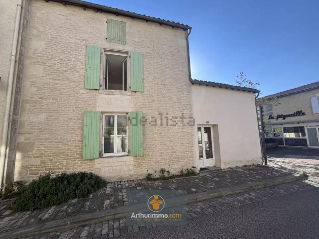 Maison vente à La Garenne, Arçais