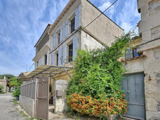 Maison vente à La Cavalerie, Arles