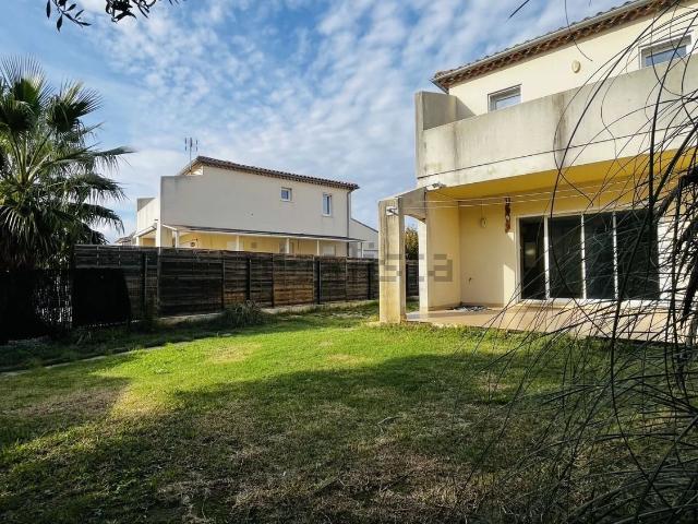 Maison location à Vitier, Arles