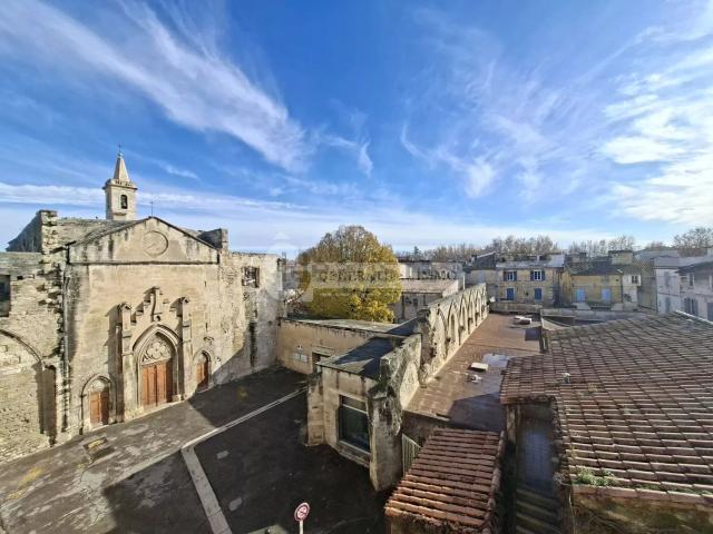 Maison vente à La Roquette, Arles