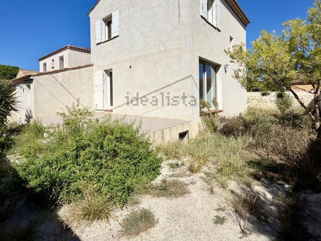 Maison vente à Les Prés Fleuris, Arles