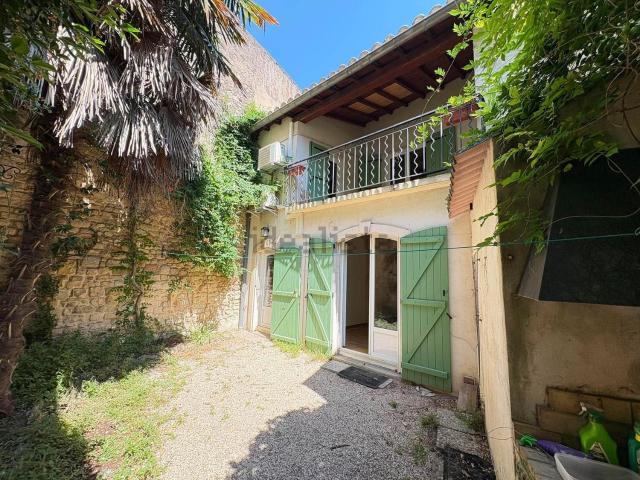 Maison vente à Les Alyscamps, Arles