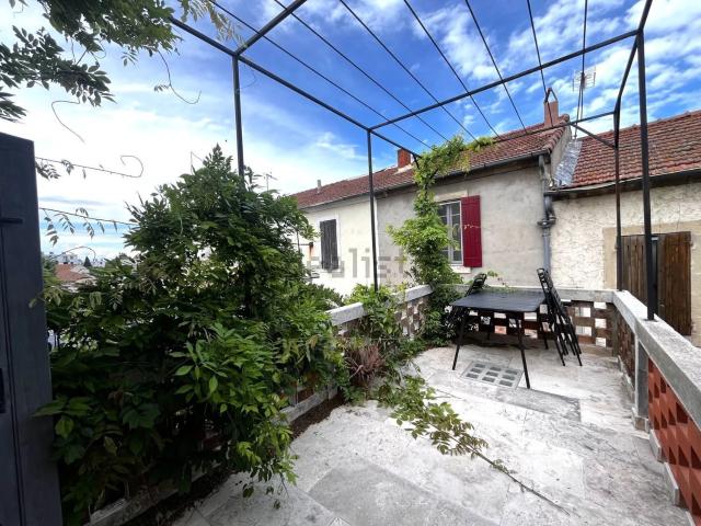 Maison location à Mouleyrès, Arles