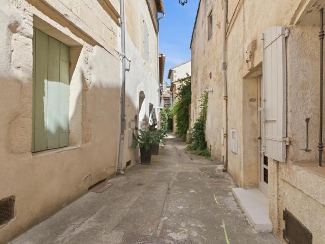 Maison vente à La Roquette, Arles