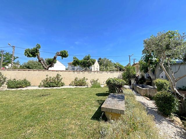 Maison vente à Les Prés Fleuris, Arles