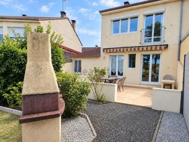 Maison vente à Arnage, Sarthe