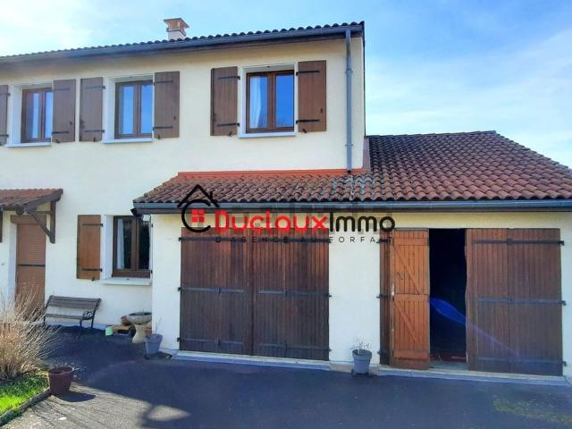 Maison vente à Esmoles, Arpajon-sur-Cère