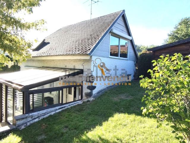 Maison vente à Esmoles, Arpajon-sur-Cère