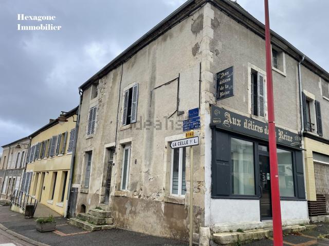 Maison vente à Le Vernoy, Arquian