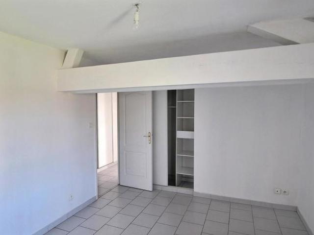 Maison vente à Mâcon, Vinzelles