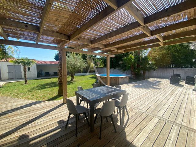 Maison vente à La Rochelle, Clavette