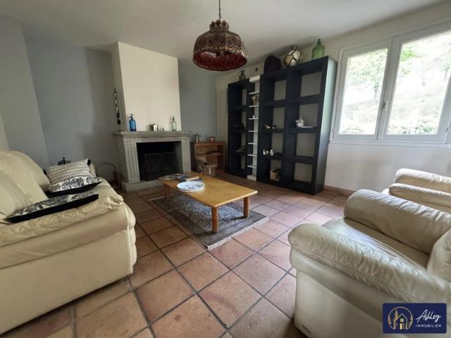 Maison vente à Mauriac, Ydes