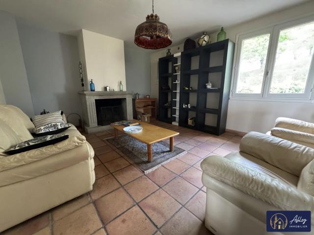 Maison vente à Mauriac, Ydes