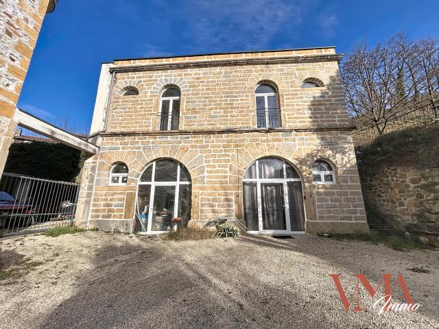 Maison vente à Villefranche-sur-Saône, Rhône