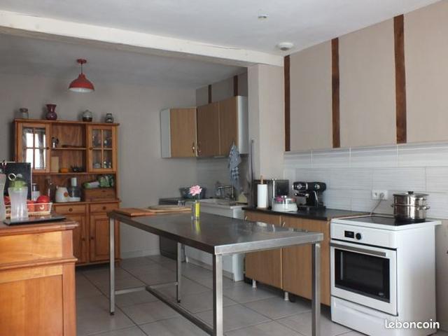 Maison vente à Oloron-Sainte-Marie, Montory