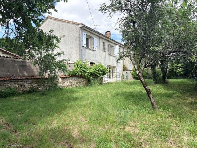 Maison vente à Aunac, Aunac-sur-Charente