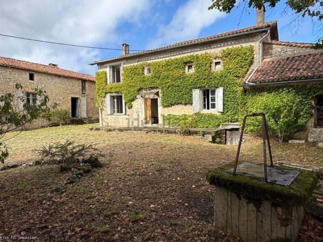 Maison vente à Aunac, Aunac-sur-Charente