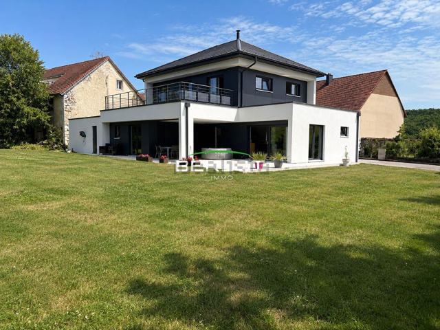 Maison vente à Sur Charmoille, Autechaux-Roide