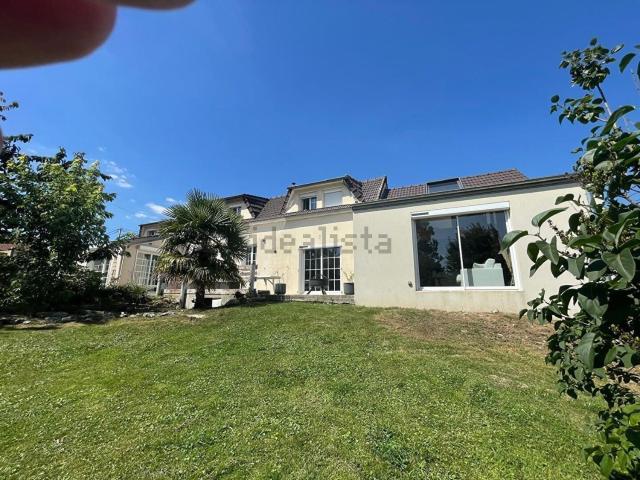 Maison vente à Saint-Quentin-d'Auteuil, Auteuil