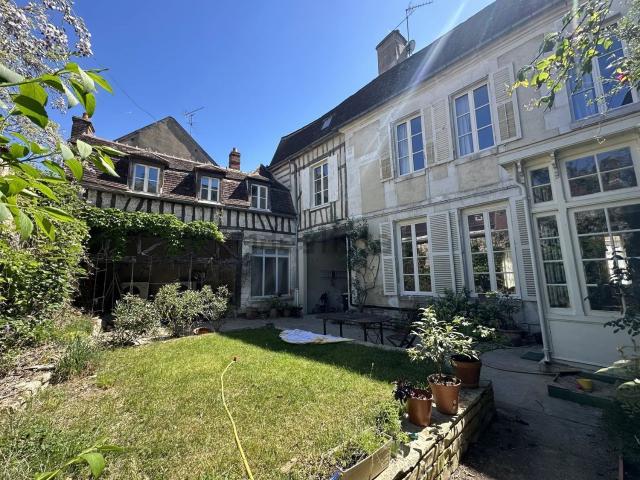 Maison vente à Centre-Ville, Auxerre