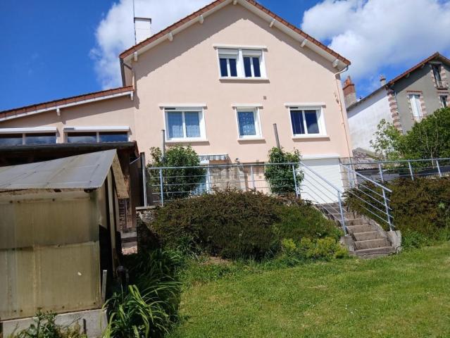 Maison vente à La Croix de l'Arbre, Auzances