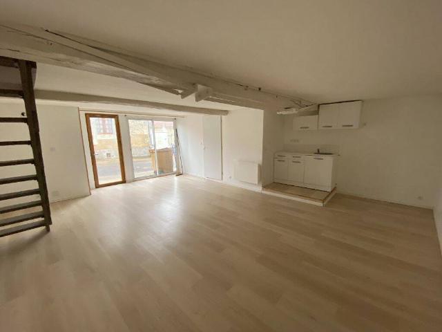 Appartement location à Vendeuvre-du-Poitou, Saint-Martin-la-Pallu