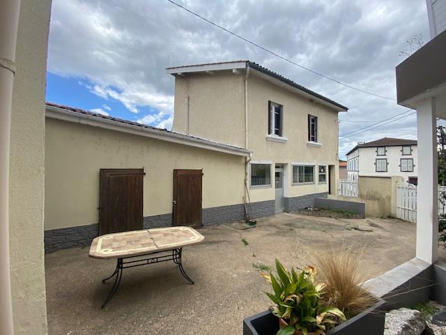 Maison vente à Thiers, Culhat