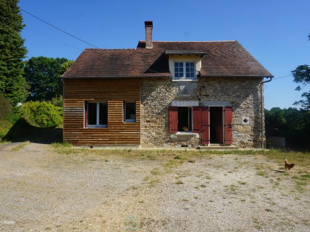 Maison vente à Nontron, Saint-saud-lacoussière