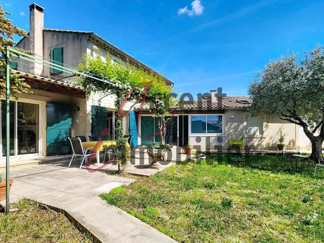 Maison vente à Lotissement la Garenne, Mollégès