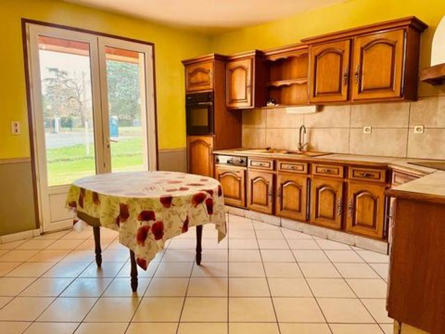 Villa vente à La Bartelle, Saint-Julien-du-Puy