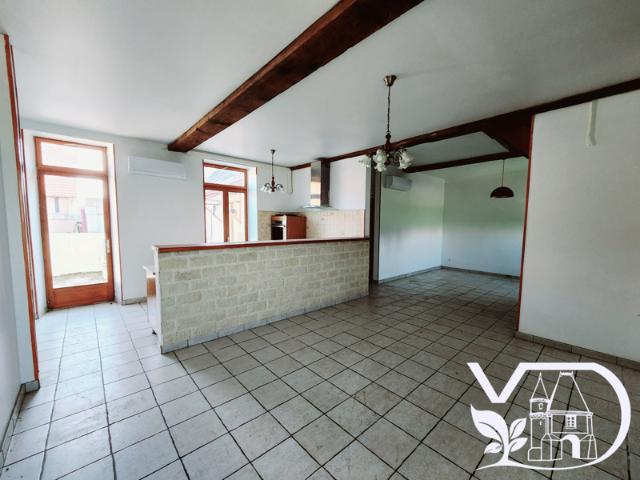 Maison vente à Clermont, Essuiles