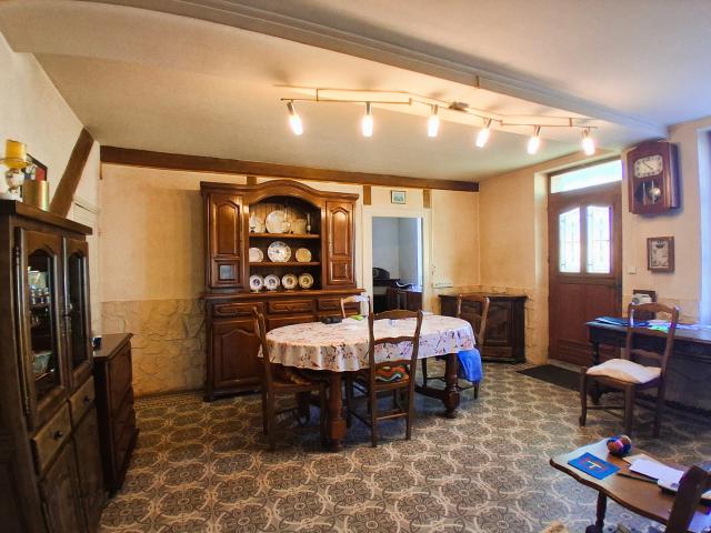Maison vente à Montargis, La Bussière
