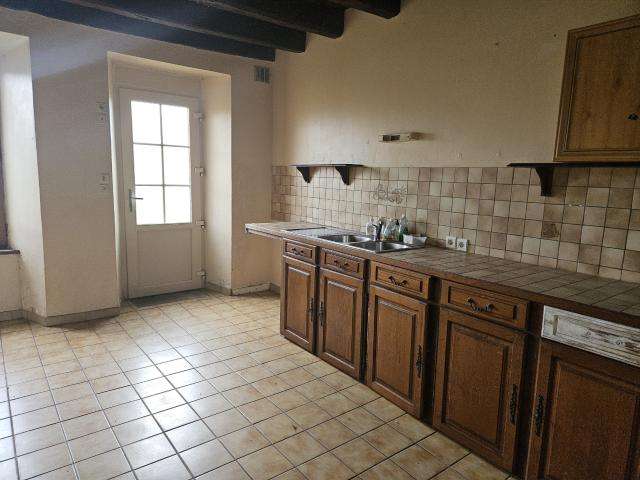 Maison vente à Bellac, Blond