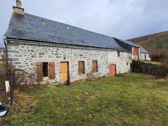 Maison vente à Saint-Flour, Pradiers