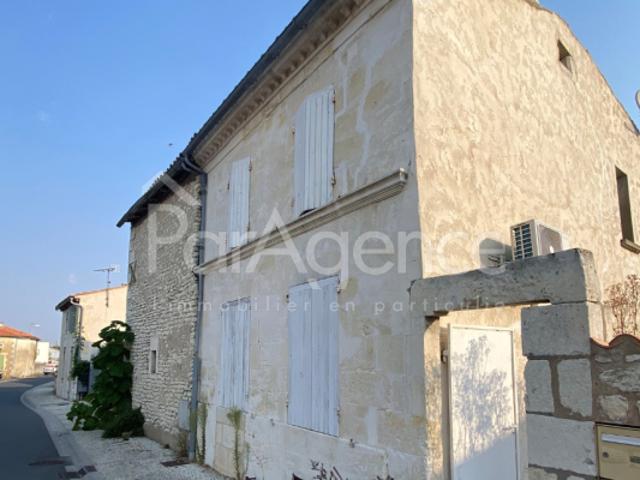 Maison vente à Saintes, Semussac