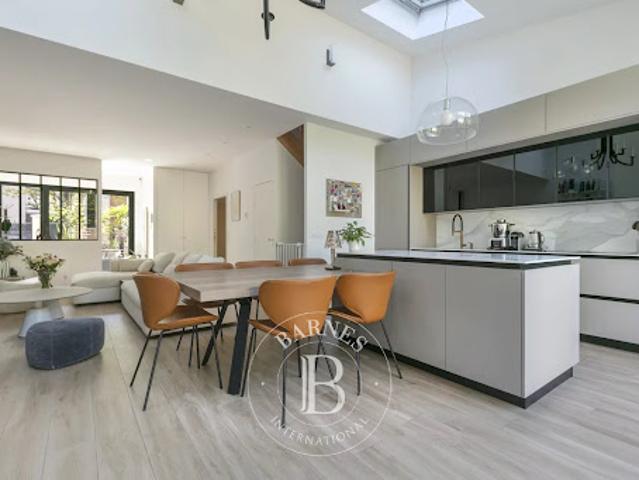 Maison vente à Nanterre, Suresnes