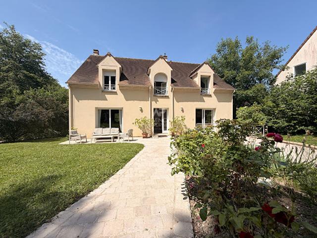 Maison location à Saint-Germain-en-Laye, L'etang-la-ville