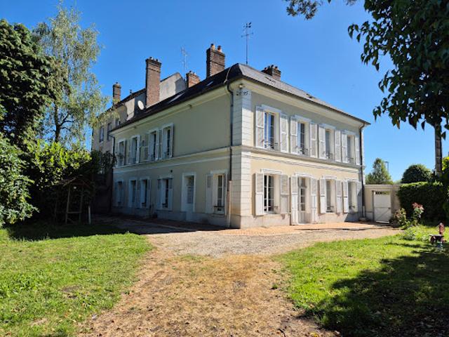Maison vente à Fontainebleau, Egreville