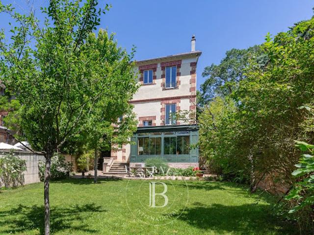 Maison vente à Saint-Germain-en-Laye, Le Vésinet