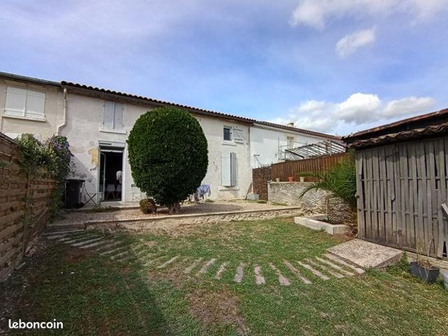 Maison vente à Cognac, Charente