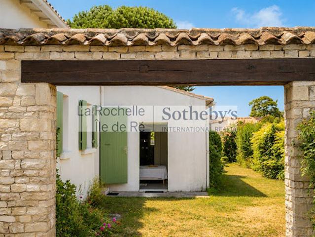 Maison vente à La Rochelle, Loix