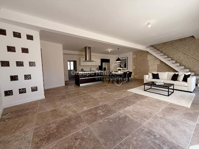 Maison vente à Arles, La Salle Les Alpes
