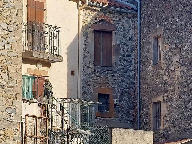 Maison vente à Millau, Brusque