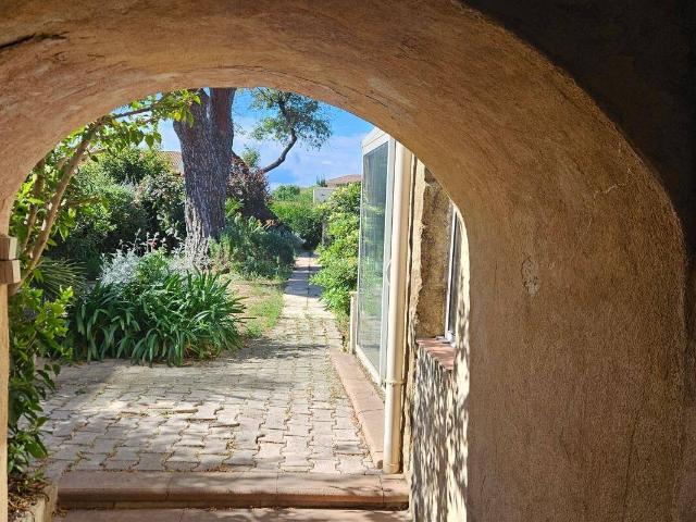 Maison vente à La Seyne-sur-mer, Mauvéu