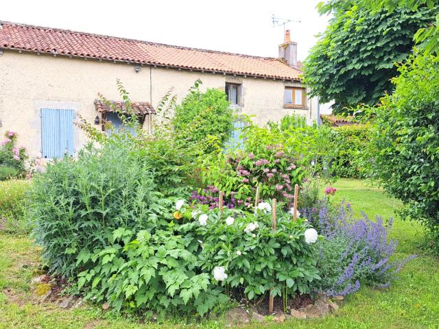 Maison vente à Montmorillon, Nérignac