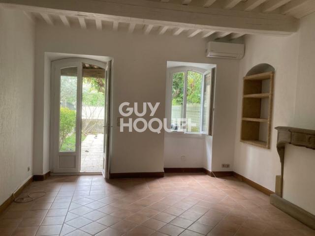 Maison location à Saint-Étienne-du-Grès, Bouches-du-Rhône