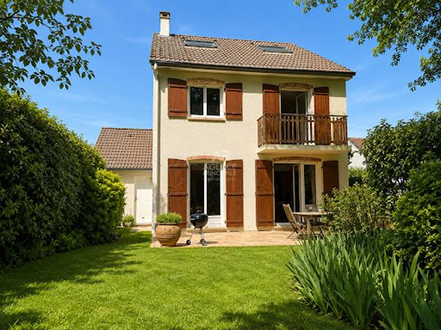 Maison vente à Saint-Germain-en-Laye, Saint-germain-en-laye