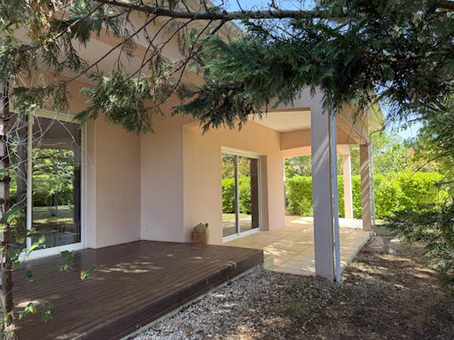 Maison vente à Confolens, Nouvelle-Aquitaine