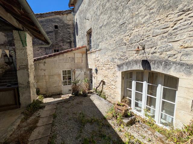 Maison vente à Nontron, Mareuil